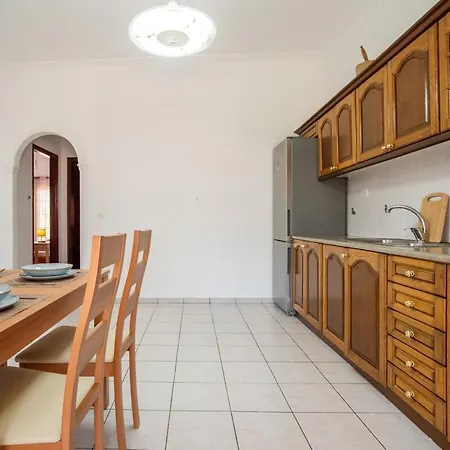 Giannis House 2
