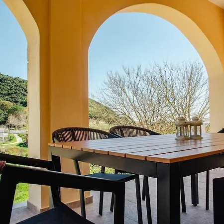 Giannis House 2 Σπίτι διακοπών Βιταλάδες