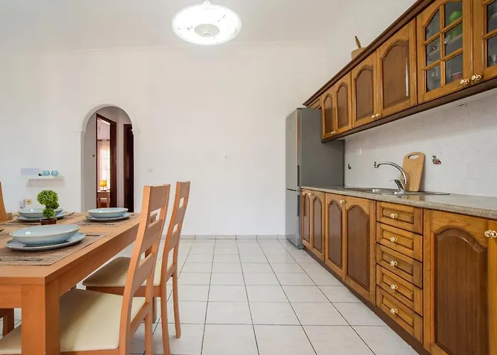 Giannis House 2